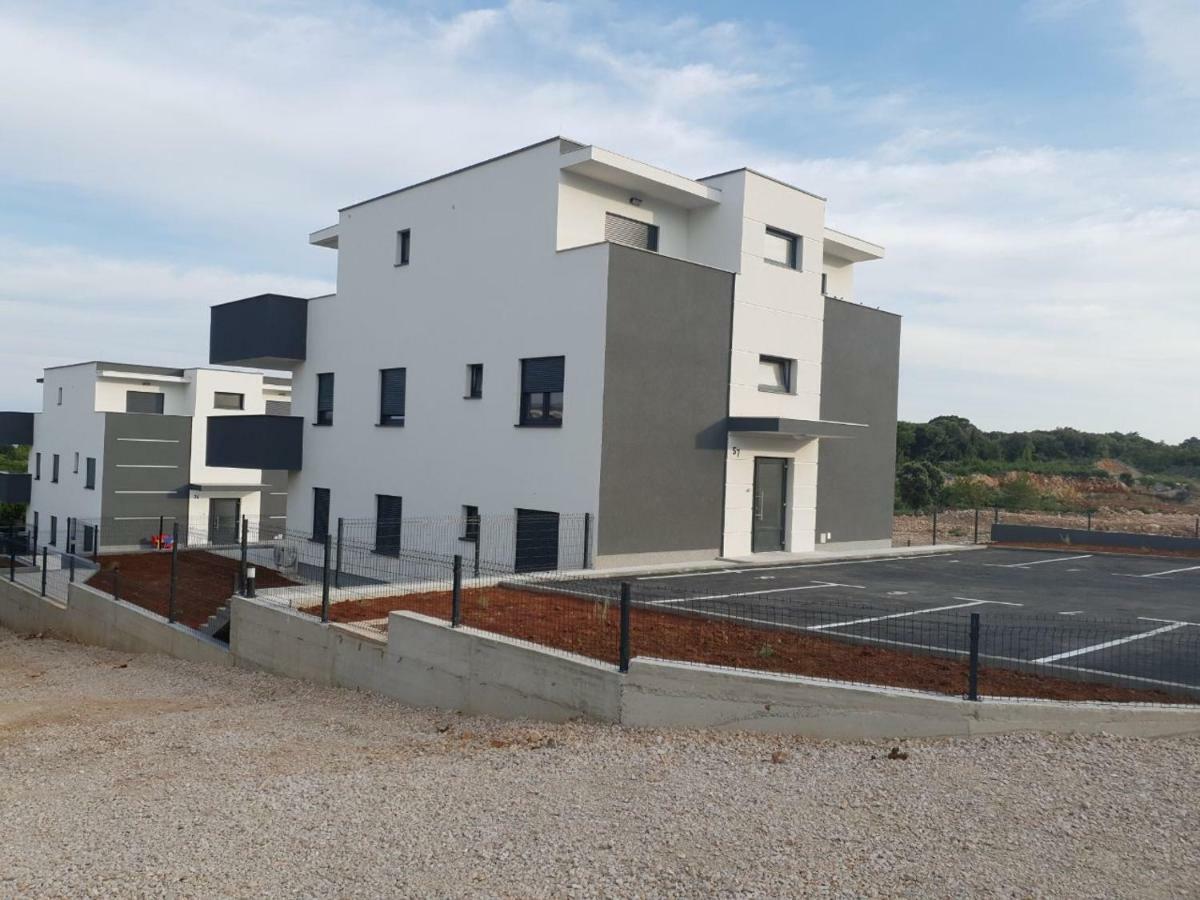 Black&White 2 Apartment Veglia Exterior foto
